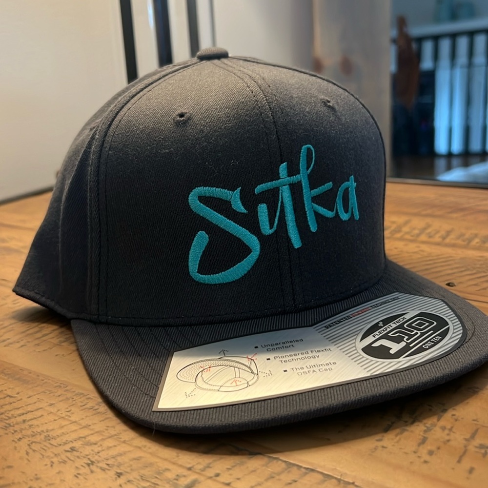 Sitka SnapBack Hat - NWOT